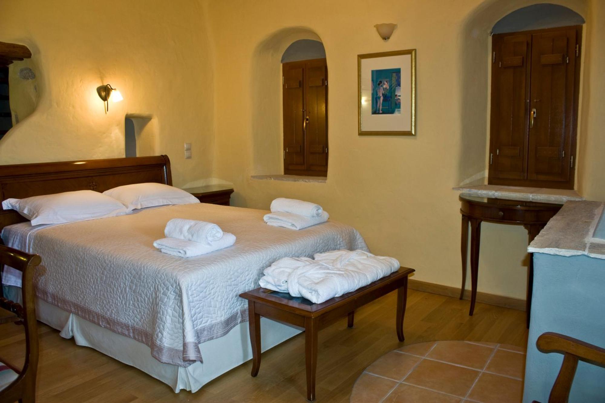 Petropoulakis Tower Hotel Gythio Room photo