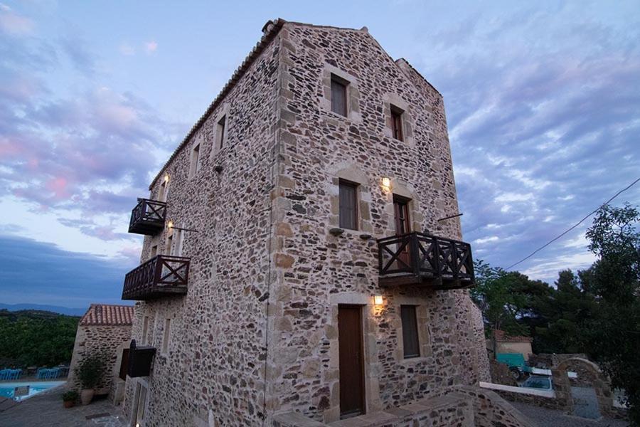 Petropoulakis Tower Hotel Gythio Exterior photo